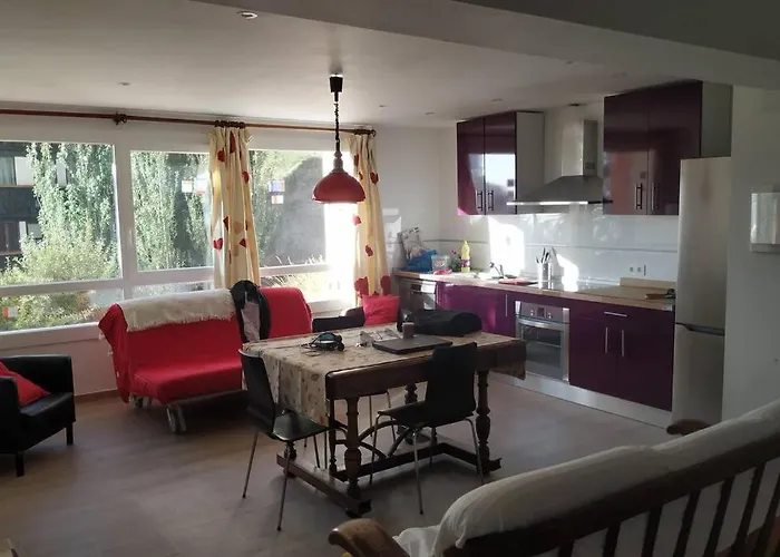 Apartamento T28 Edif Europa Y Parking Gratuito
